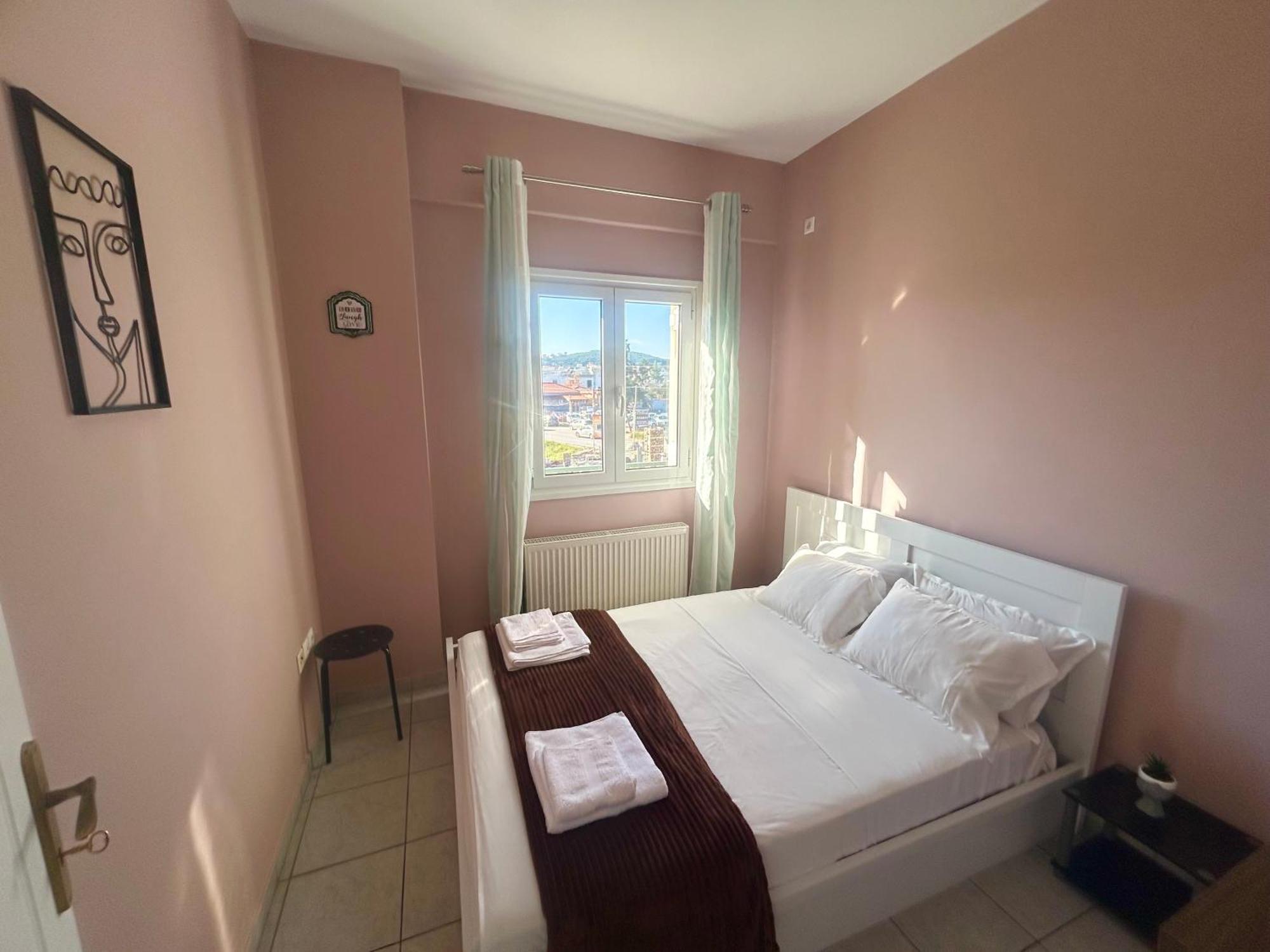 Aktis Apartment Near Airport 아르테미다 외부 사진