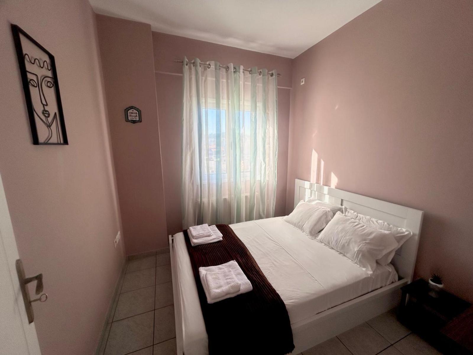 Aktis Apartment Near Airport 아르테미다 외부 사진
